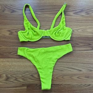 Acacia Pistachio Scrunch Set